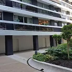 Pret A Usage & Commodat 14 Rue Des Sablons Metro Trocadero - 30 Nuitees Minimum -